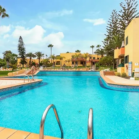 Atlantic Garden Andrew Pool Air Conditioning * Corralejo