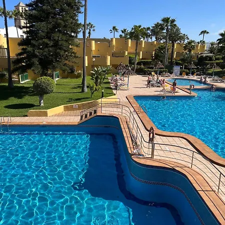 Atlantic Garden Andrew Pool Air Conditioning Tatil Evi